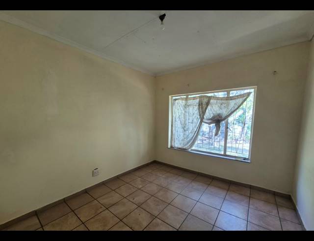 3 BEDROOM FREESTANDING FOR SALE IN ELANDSRAND